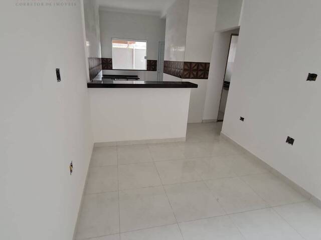 #5 - Casa em condomínio para Venda em Praia Grande - SP - 1