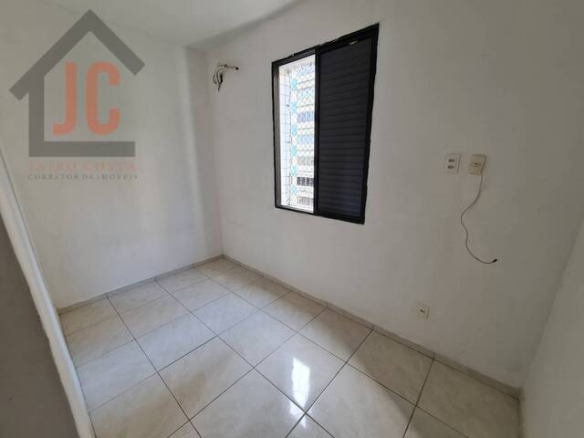 #109 - Apartamento para Venda em São Vicente - SP - 2