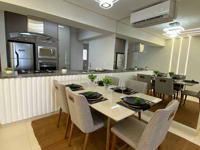 #215 - Apartamento para Venda em Praia Grande - SP