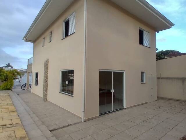 #335 - Casa para Venda em Praia Grande - SP - 2